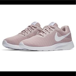 💖 Brand New in Box Rose Blush White Nike Sneakers